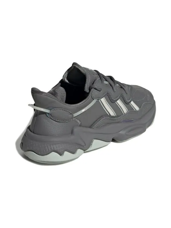 Кроссовки ozweego Adidas — изображение 4 из 4, серый