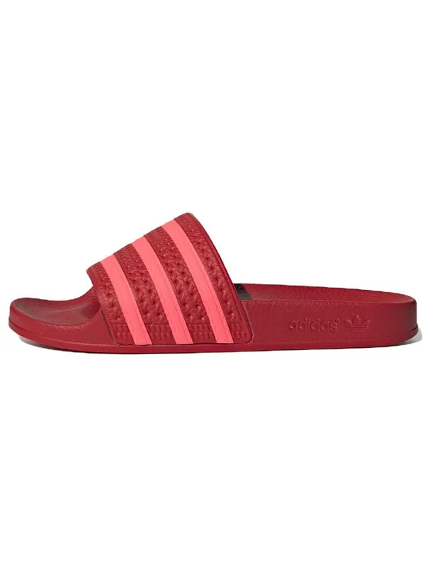 Тапочки (WMNS) adidas Adilette Slide 'Scarlet' — изображение 2 из 4, красный