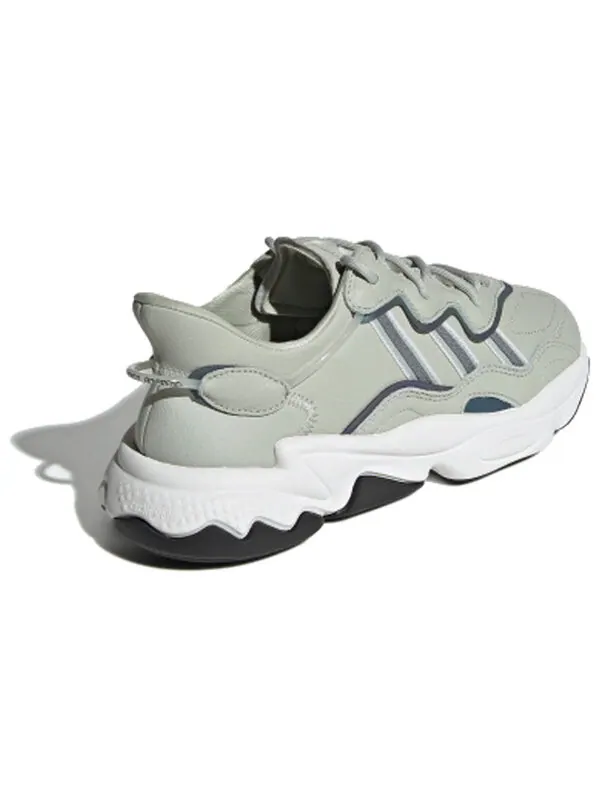 Кроссовки ozweego Adidas — изображение 4 из 4, серый