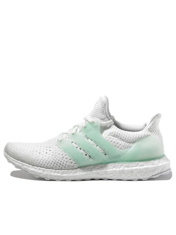 Кроссовки ультрабуст 4.0 Adidas — изображение 1 из 4, белый