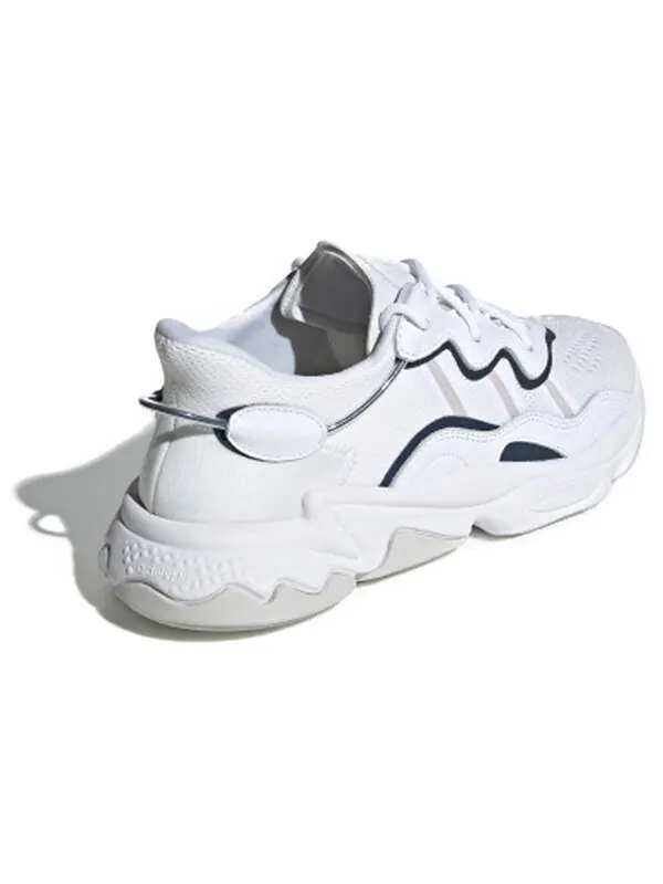 Кроссовки ozweego Adidas — изображение 3 из 4, белый