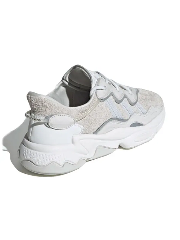 Кроссовки ozweego Adidas — изображение 4 из 4, белый