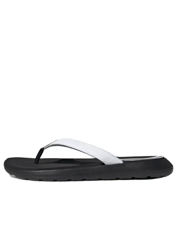 Тапочки comfort flip flop 'core black' Adidas — изображение 1 из 4, черный/белый