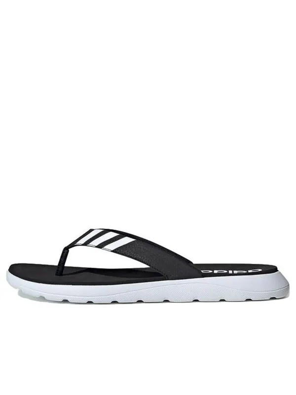 Тапочки comfort sandal 'black white' Adidas — изображение 1 из 4, черный/белый