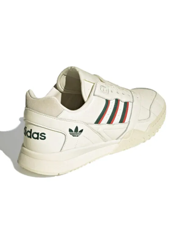 Кроссовки оригиналы ar trainer Adidas — изображение 4 из 4, белый/черный/красный