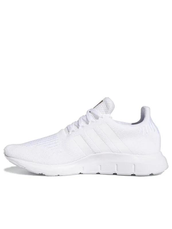 Кроссовки Swift Run Adidas — изображение 1 из 4, белый