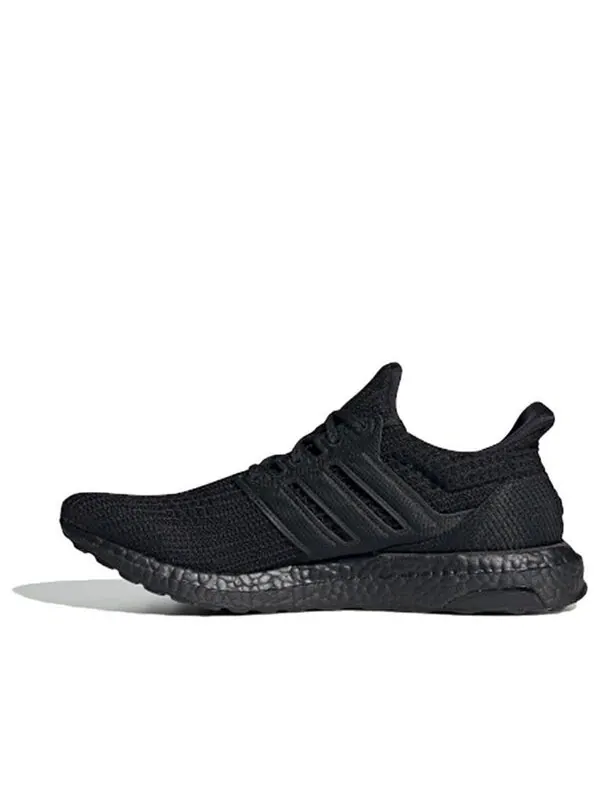 Кроссовки ультрабуст у Adidas — изображение 1 из 4, черный