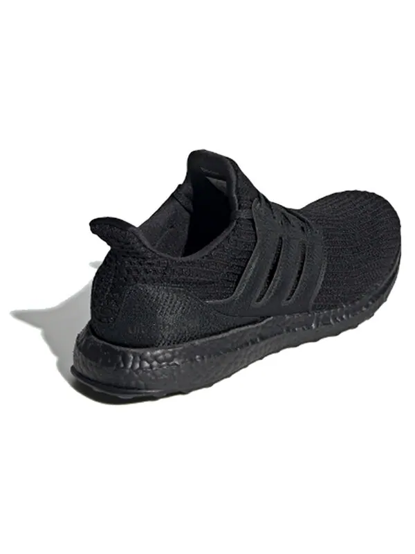 Кроссовки ультрабуст у Adidas — изображение 4 из 4, черный