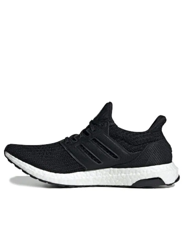 Кроссовки ультрабуст у Adidas — изображение 1 из 4, черный