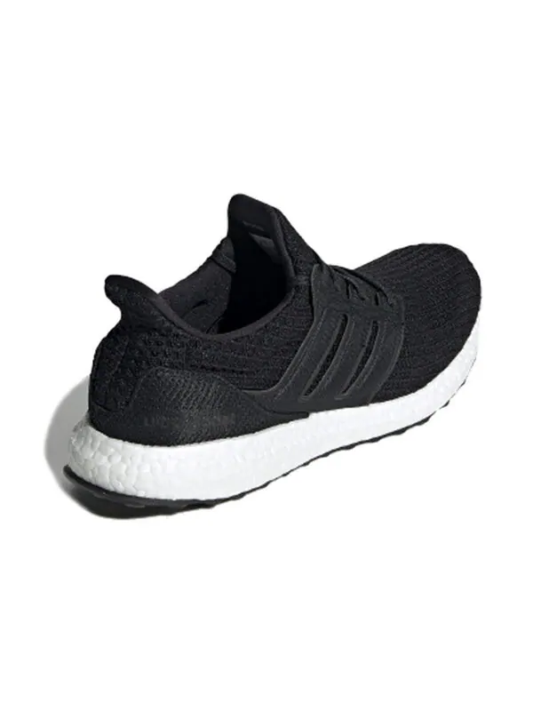 Кроссовки ультрабуст у Adidas — изображение 4 из 4, черный