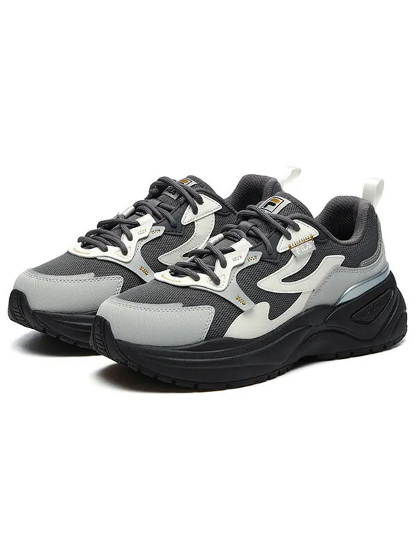 Кроссовки dad shoe 'gray black' Fila — изображение 2 из 4, серый/черный