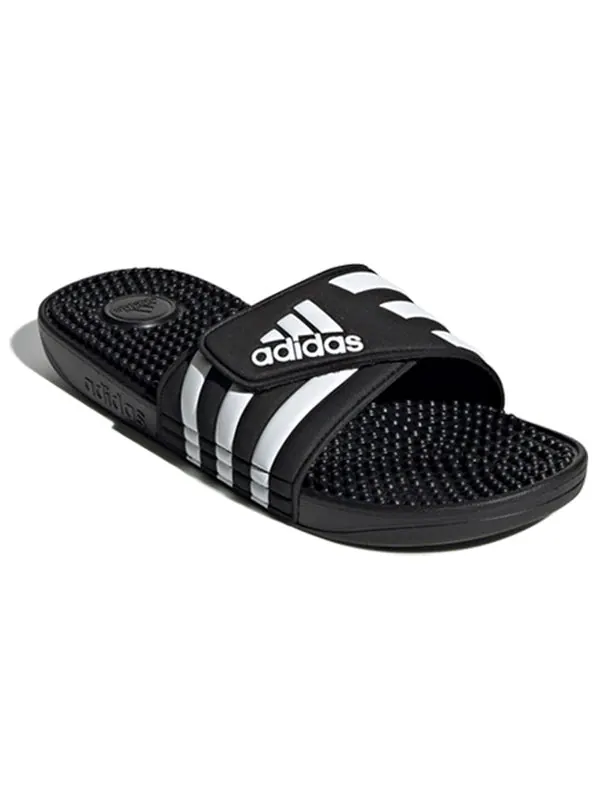 Тапочки adissage slides 'core black' Adidas — изображение 2 из 4, черный