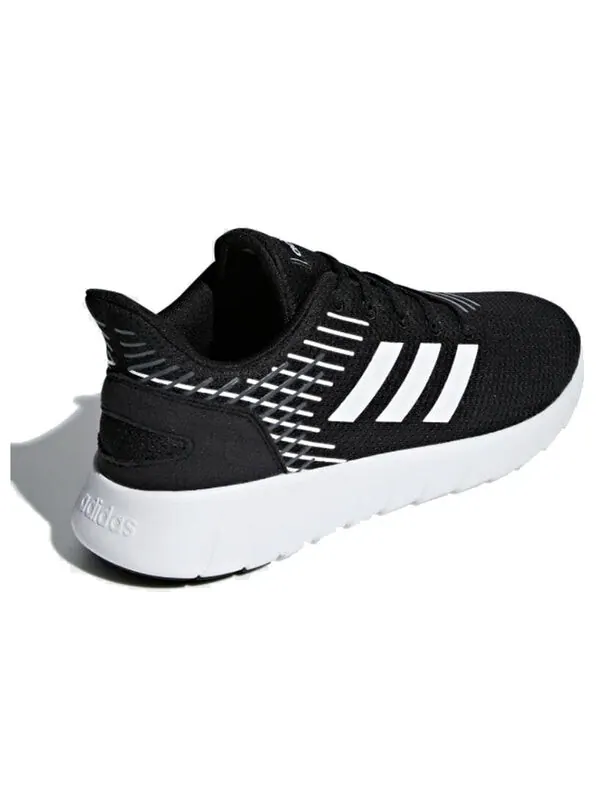 Кроссовки asweerun Adidas — изображение 4 из 4, черный белый