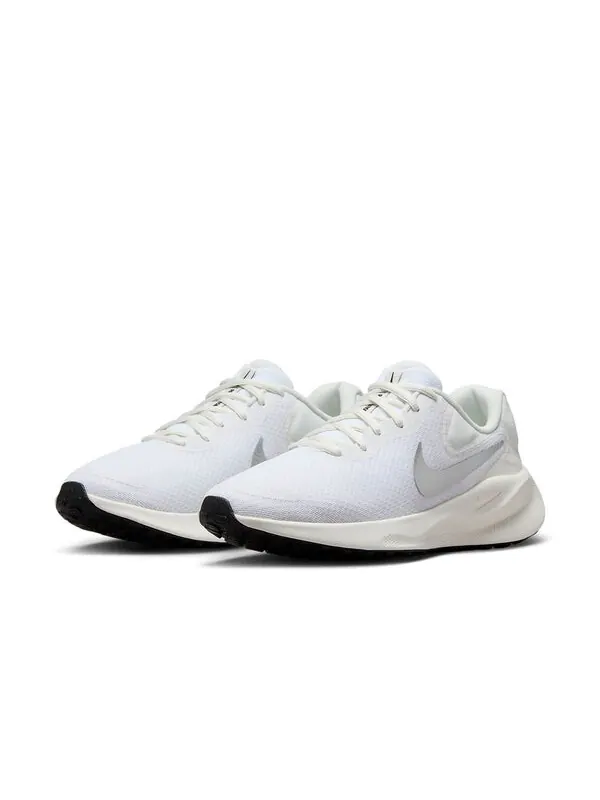Революция кроссовок 7 Nike — изображение 3 из 4, белый