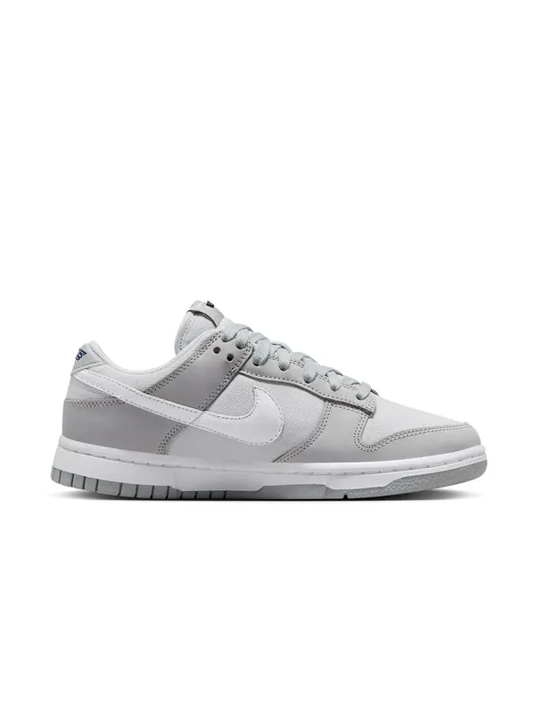 Кроссовки dunk low 'light smoke grey' Nike — изображение 2 из 4, светлый серый/белый