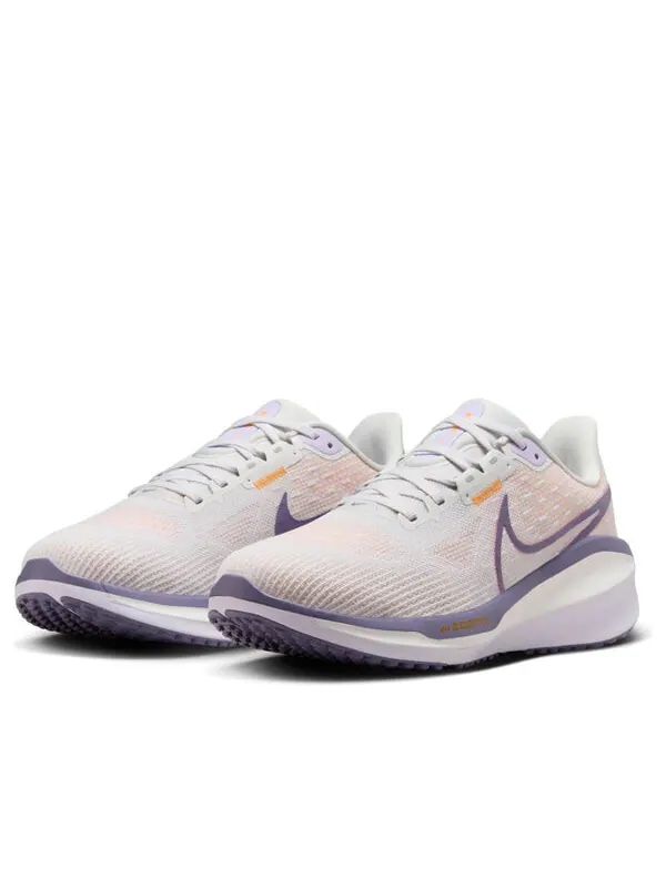 Кроссовки vomero 17 'photon dust lilac bloom' Nike — изображение 2 из 4, белый