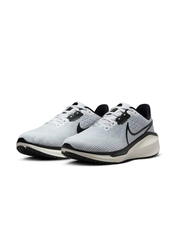 Кроссовки vomero 17 'platinum vintage green' Nike — изображение 2 из 4