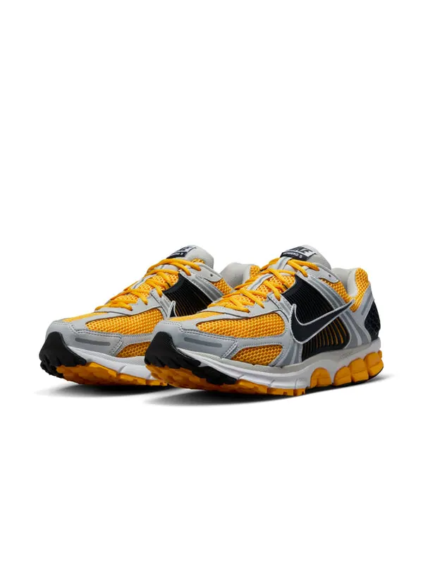 Кроссовки air zoom vomero 5 'university gold' Nike — изображение 3 из 4
