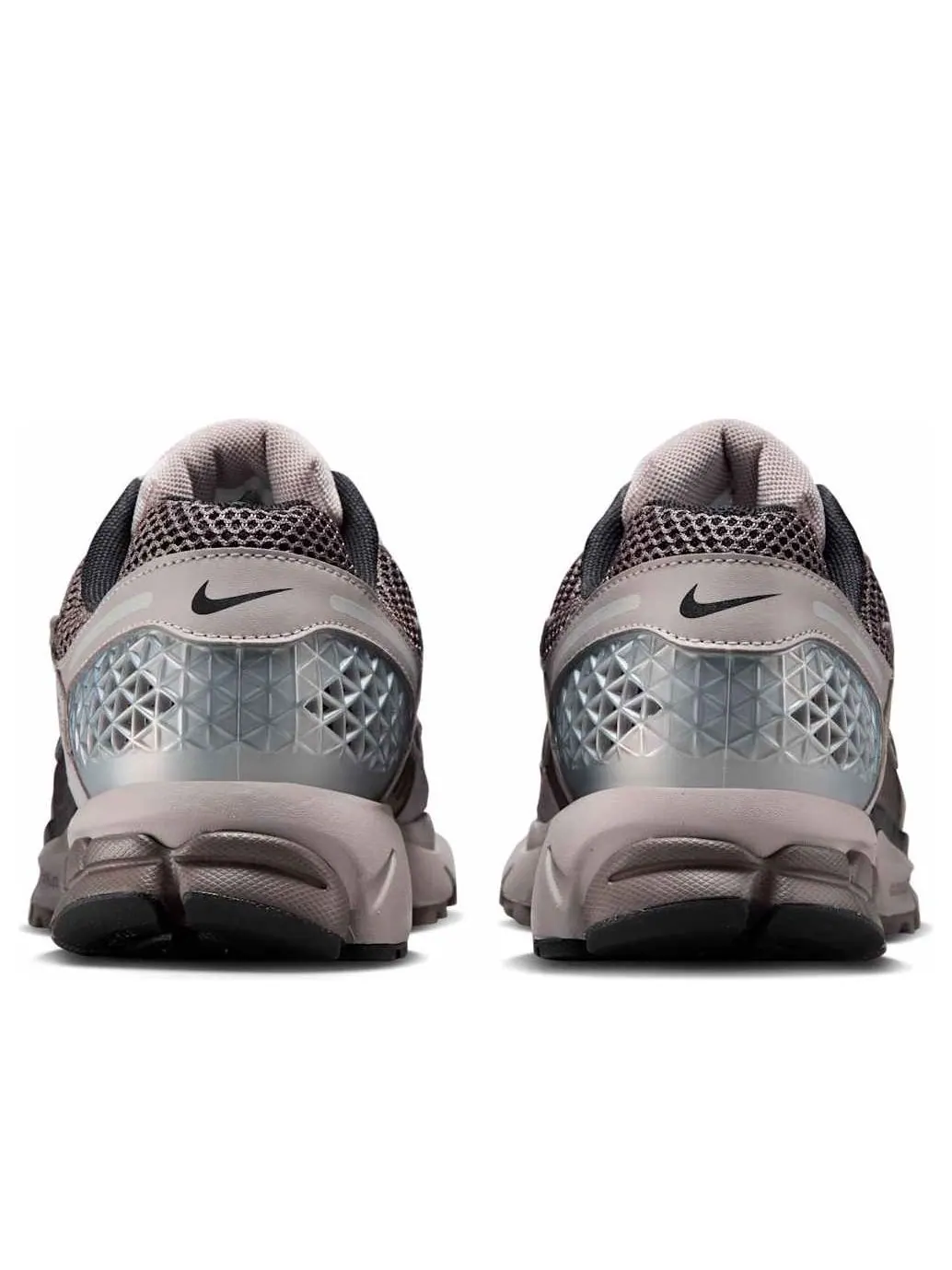 Кроссовки Nike Air Zoom Vomero 5 'College Grey' — изображение 3 из 6, серый