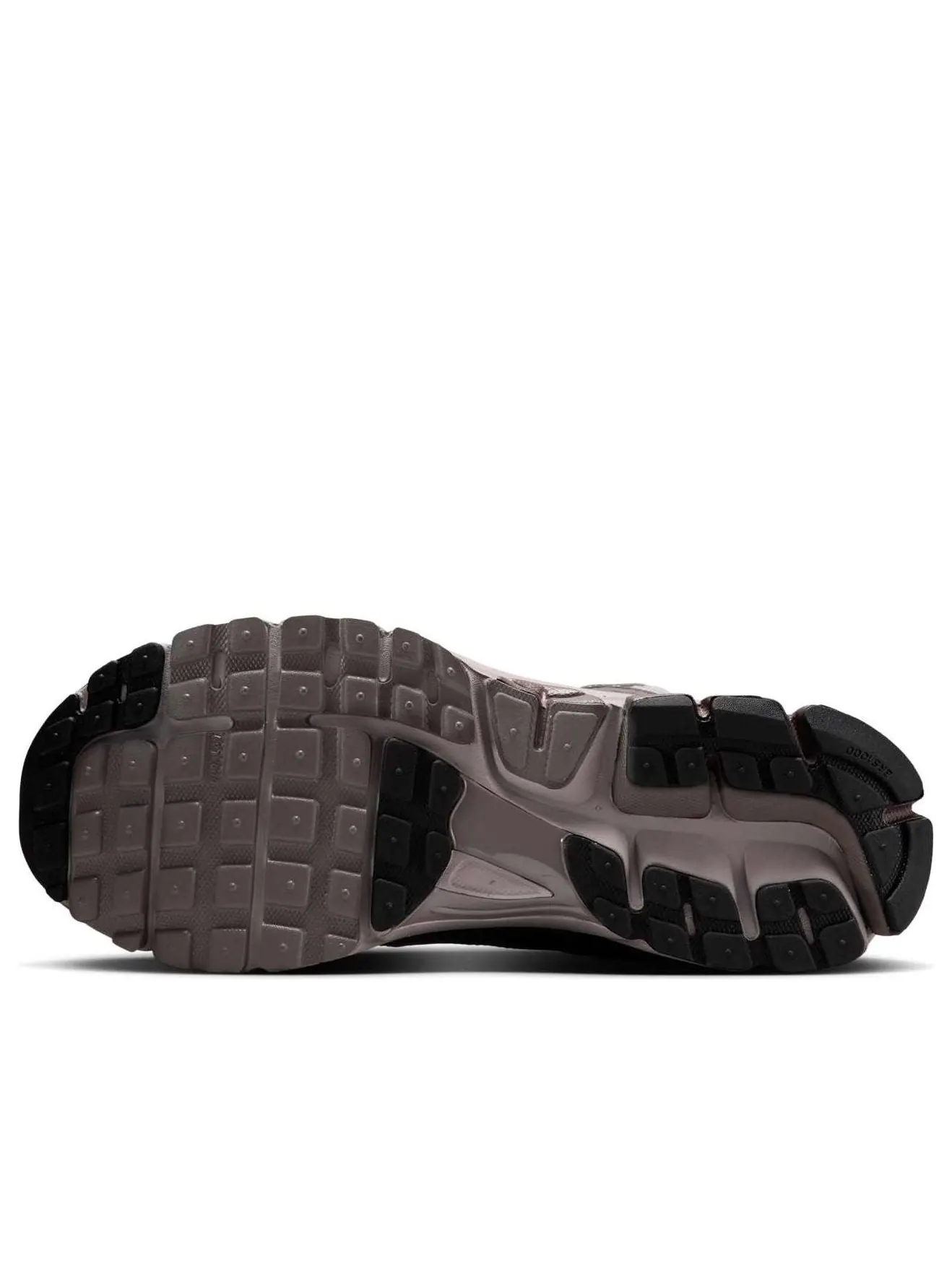 Кроссовки Nike Air Zoom Vomero 5 'College Grey' — изображение 5 из 6, серый