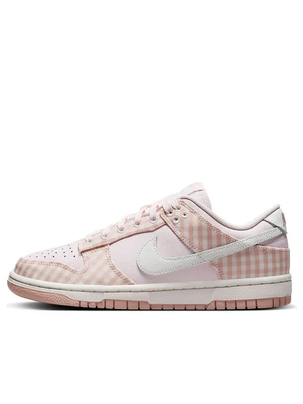 Кроссовки данк лоу Nike — изображение 1 из 4, розовый/розовый/белый