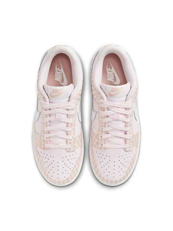 Кроссовки данк лоу Nike — изображение 4 из 4, розовый/розовый/белый