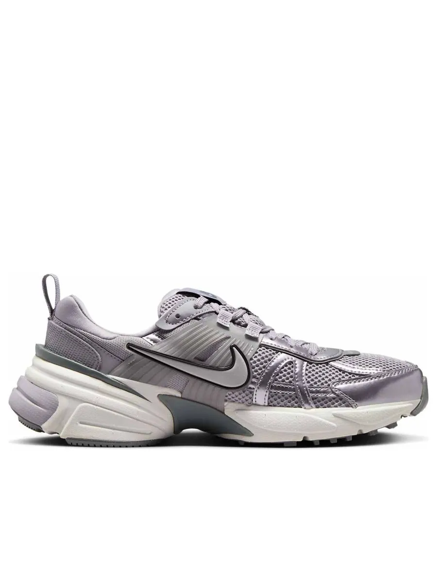 Кроссовки (WMNS) Nike V2K Run 'Cement Grey' — изображение 2 из 6, серый