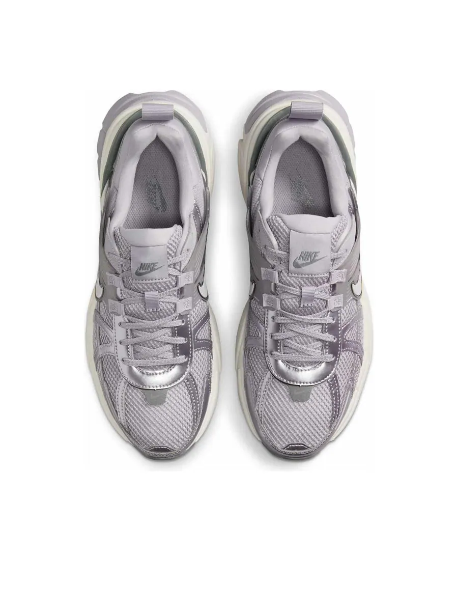 Кроссовки (WMNS) Nike V2K Run 'Cement Grey' — изображение 4 из 6, серый