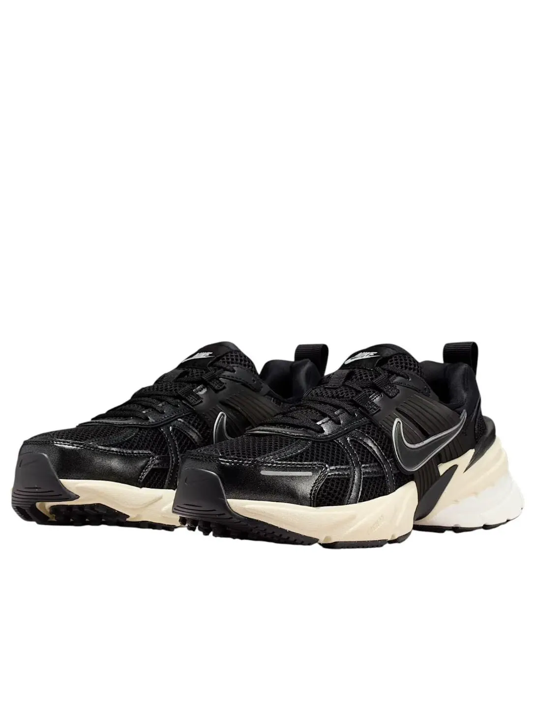 Кроссовки (WMNS) Nike V2K Run 'Black Metallic Silver' — изображение 3 из 5, черный