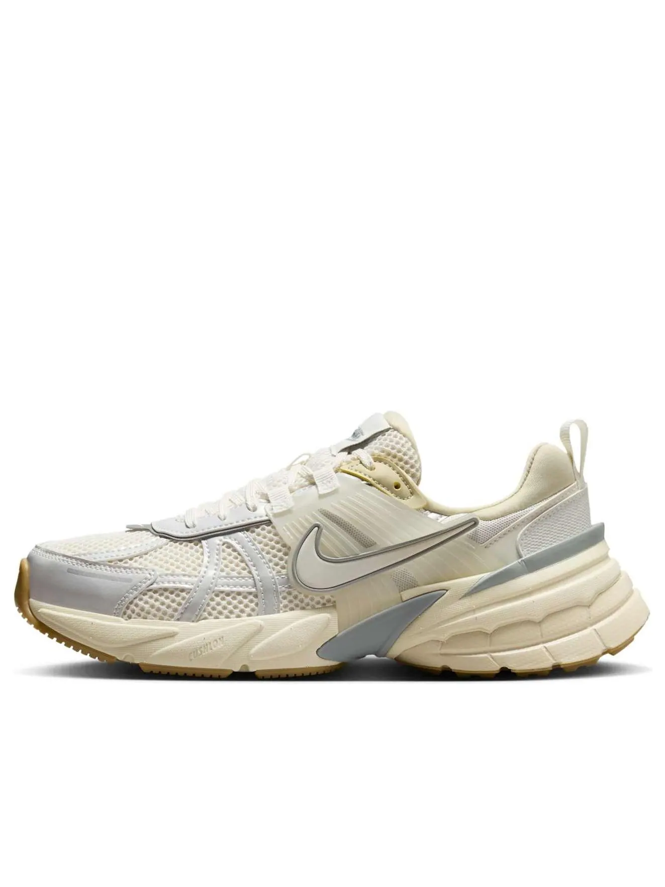 Кроссовки (WMNS) Nike V2K Run 'White Photon Dust Fir' — изображение 1 из 6, белый