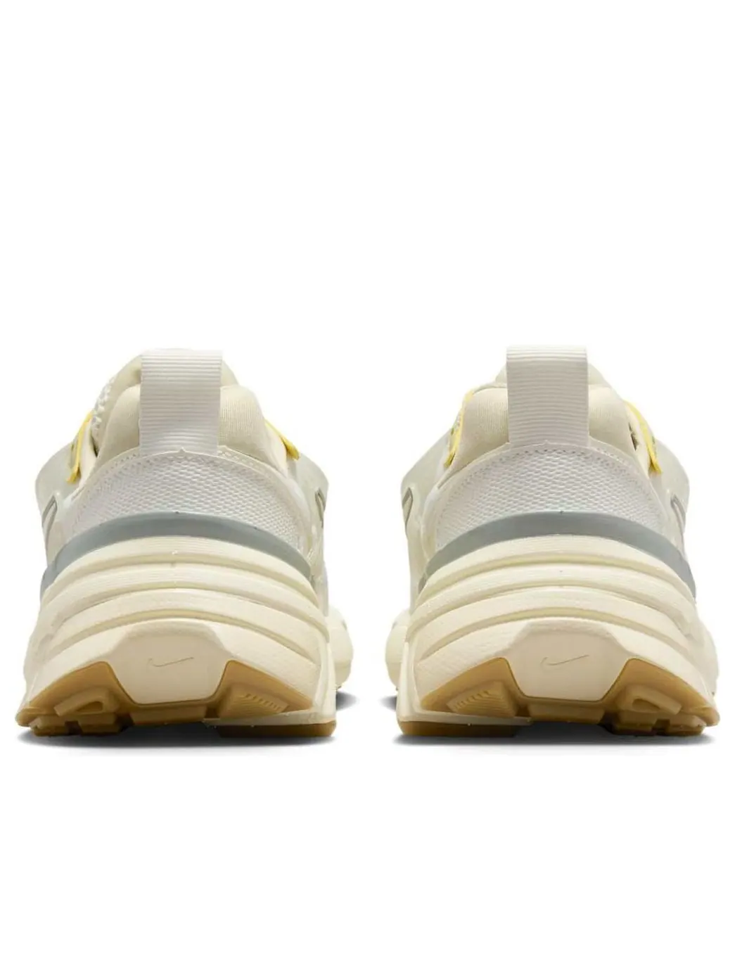 Кроссовки (WMNS) Nike V2K Run 'White Photon Dust Fir' — изображение 3 из 6, белый