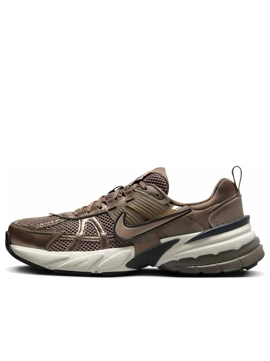 Кроссовки (WMNS) Nike V2K Run 'Mink Brown Ironstone Team Anthracite' — изображение 1 из 5, коричневый