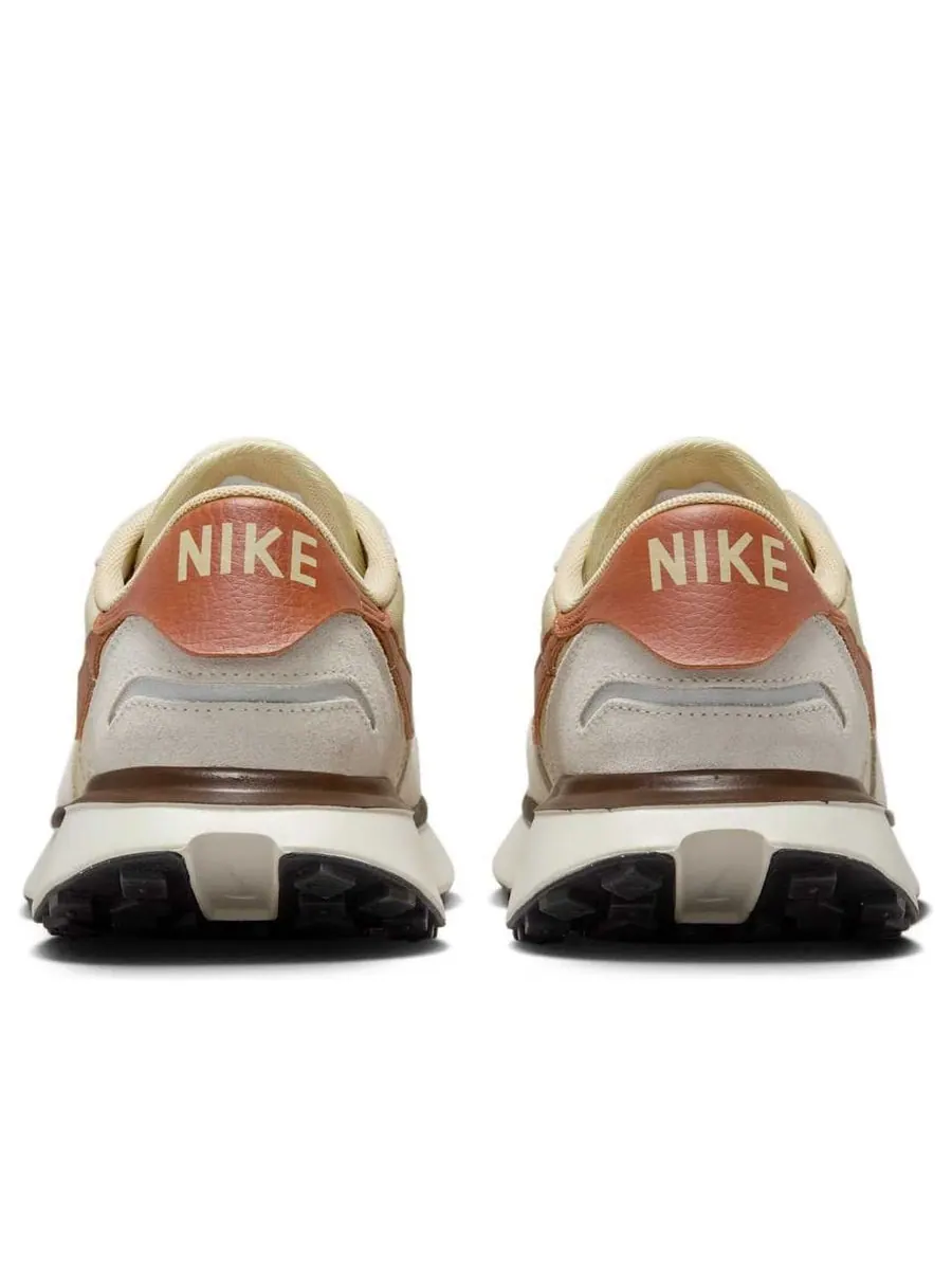 Кроссовки (WMNS) Nike Phoenix Waffle 'Team Gold Coconut Milk' — изображение 5 из 6, бежевый
