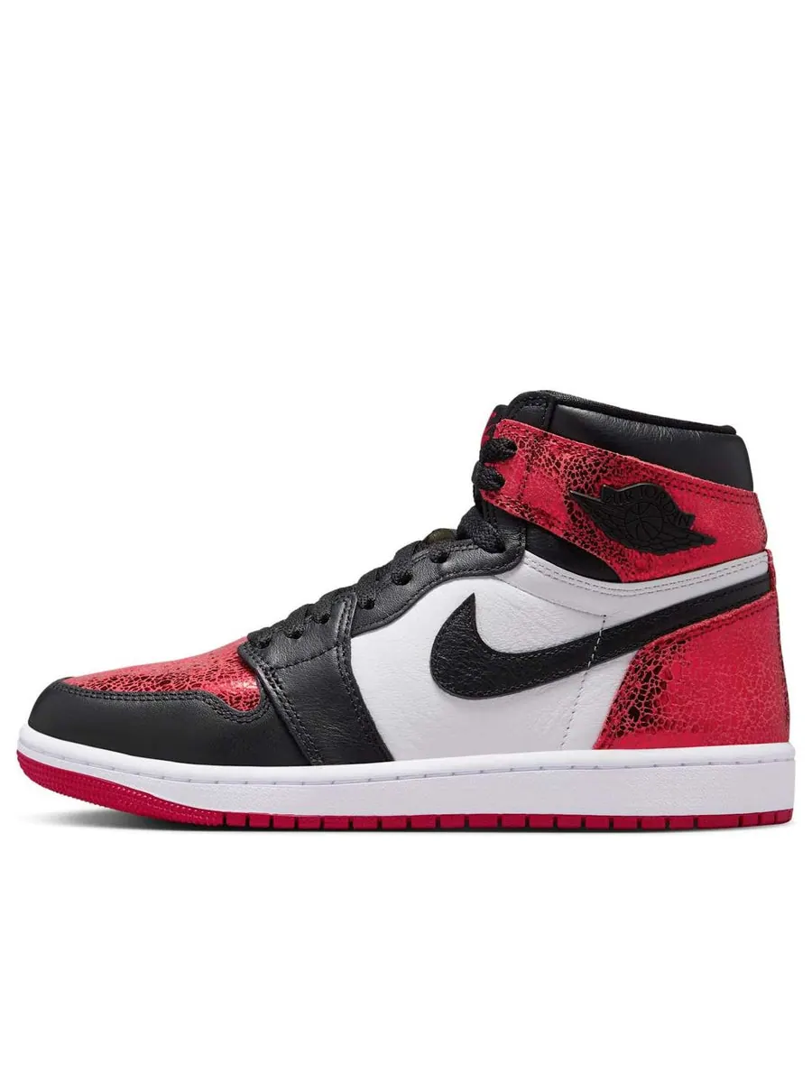 Кроссовки (WMNS) Air Jordan 1 High OG 'Varsity Red' — изображение 1 из 6, красный