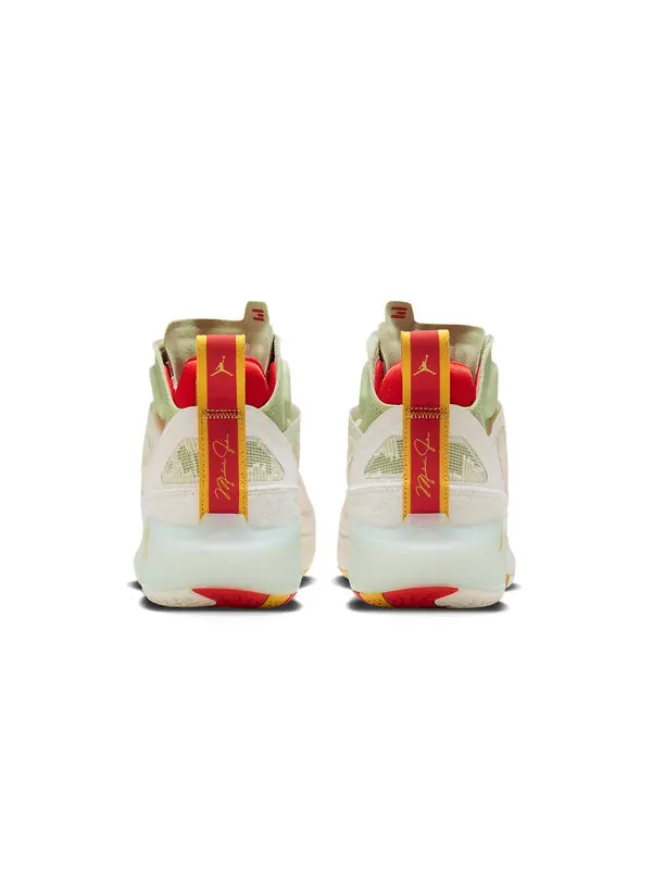Кроссовки 37 пф Air Jordan — изображение 3 из 4, кремовый/красный/зеленый