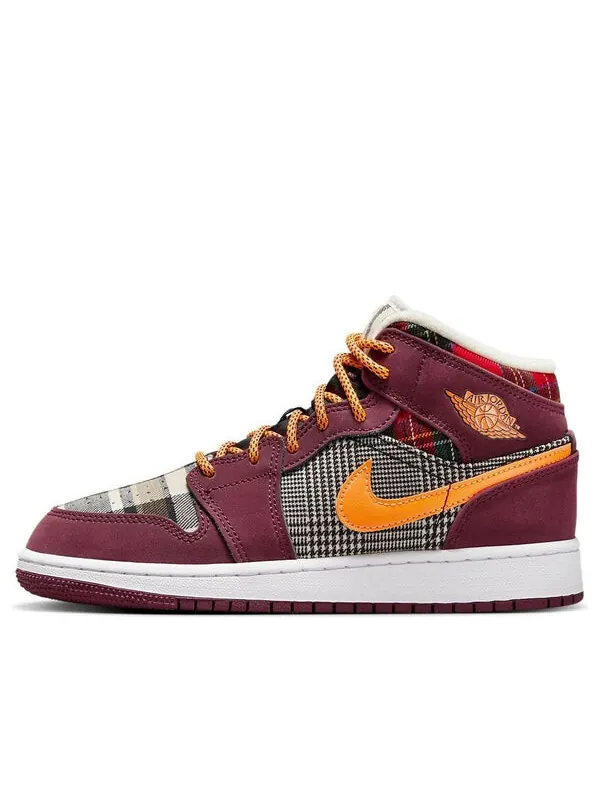 Кроссовки (GS) Air Jordan 1 Mid 'Plaid' — изображение 1 из 4, черный/белый/оранжевый