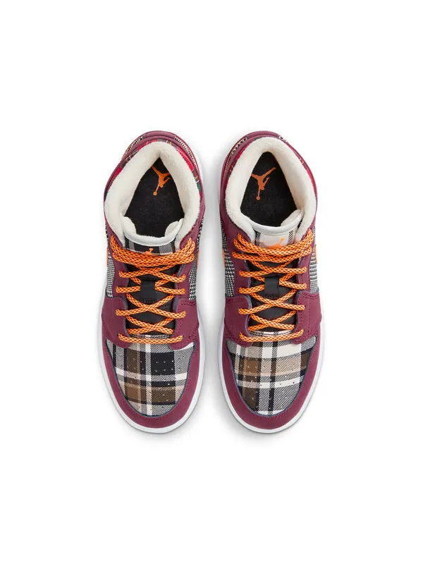 Кроссовки (GS) Air Jordan 1 Mid 'Plaid' — изображение 3 из 4, черный/белый/оранжевый