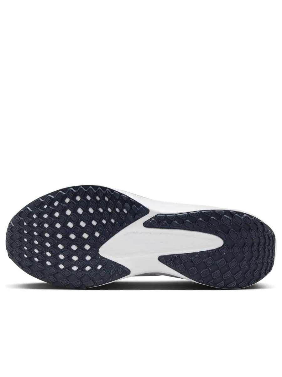 Кроссовки Nike Quest 6 'White University Red Obsidian' — изображение 6 из 6, белый