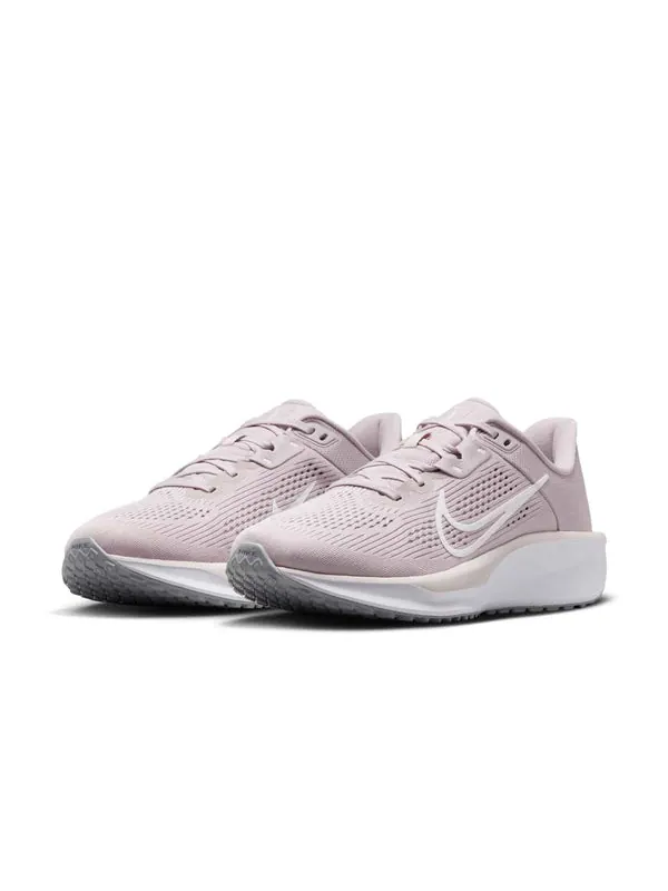 Кроссовки quest 6 'pink wolf grey' Nike — изображение 3 из 4, розовый/серый/белый