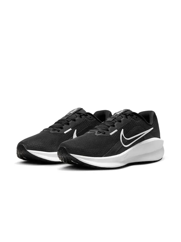 Кроссовки дауншифтер 13 Nike — изображение 3 из 4, черный/белый