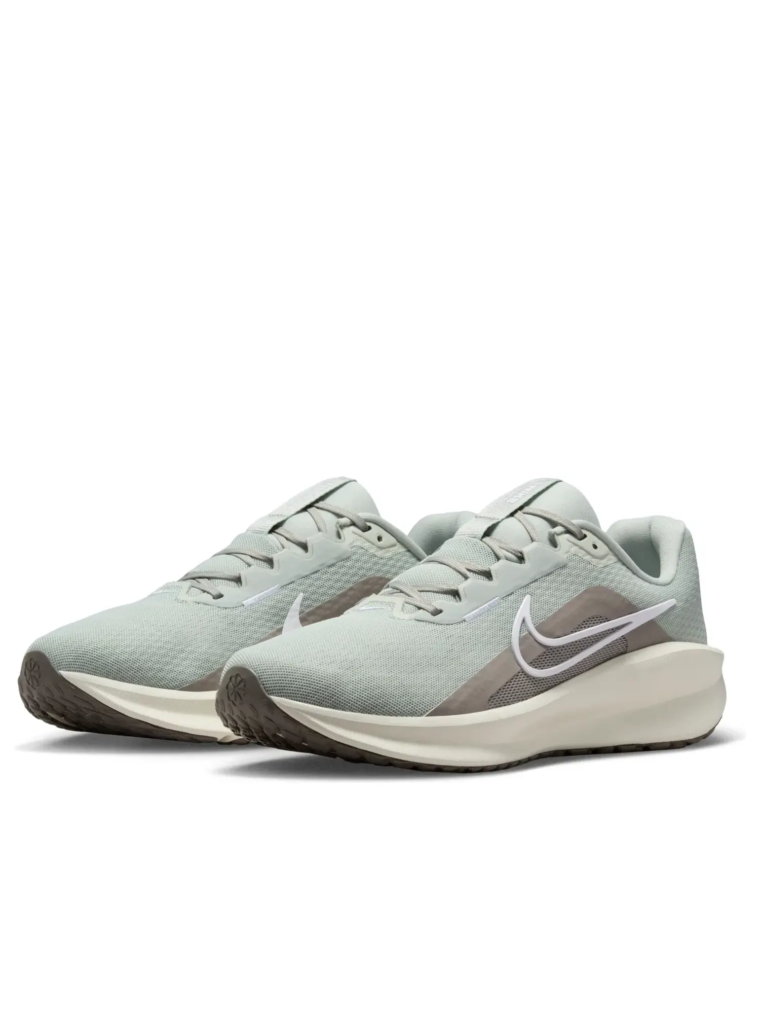 Мужские кроссовки для бега с шнуровкой Nike Downshifter — изображение 5 из 7, серый