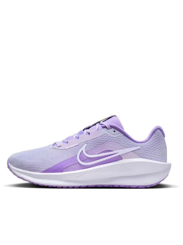 Кроссовки downshifter 13 'barely grape' Nike — изображение 1 из 4, белый