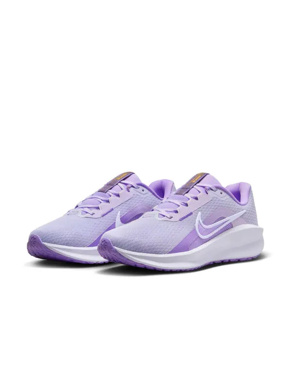 Кроссовки downshifter 13 'barely grape' Nike — изображение 3 из 4, белый