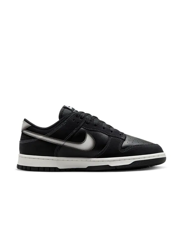 Кроссовки данк лоу Nike — изображение 2 из 4, черный/белый