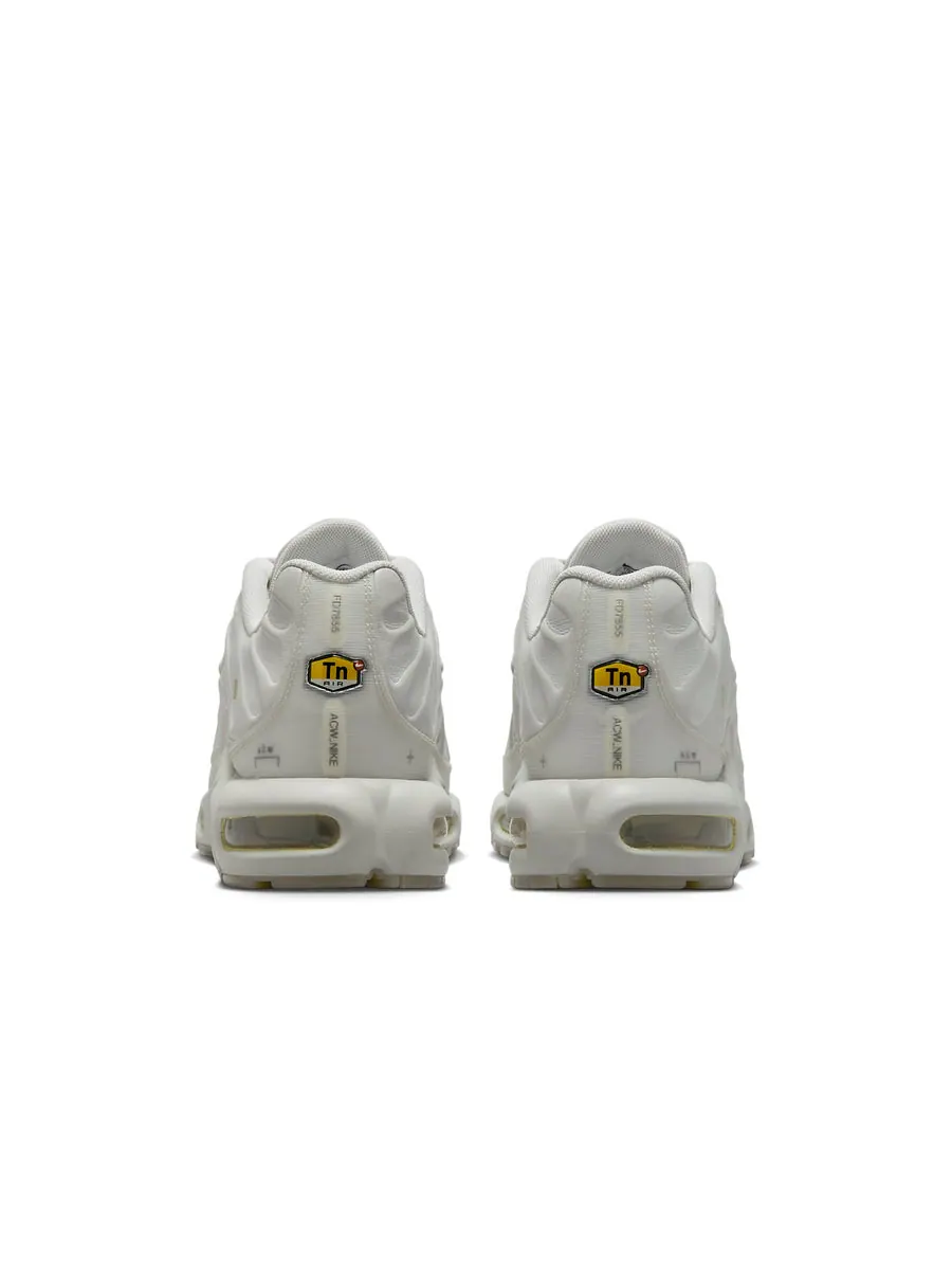 Кроссовки Nike Air Max Plus x A-Cold-Wall* 'Platinum Tint' — изображение 4 из 5, белый