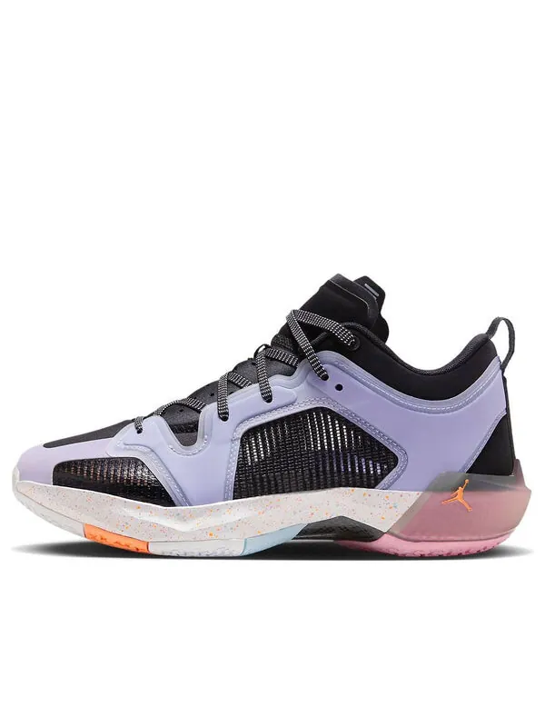 Кроссовки 37 донгдан Air Jordan — изображение 1 из 4, черный