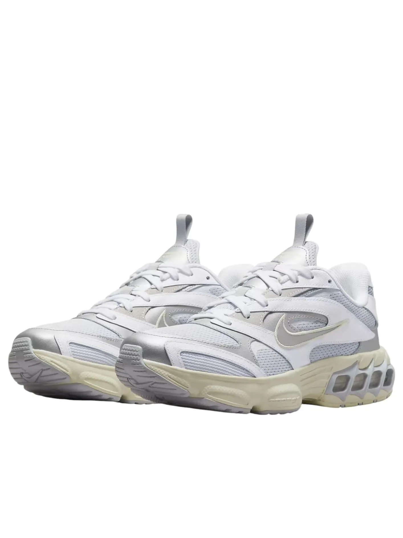 (WMNS) Nike Zoom Air Fire 'Pure Platinum White' — изображение 3 из 6, платиновый/белый
