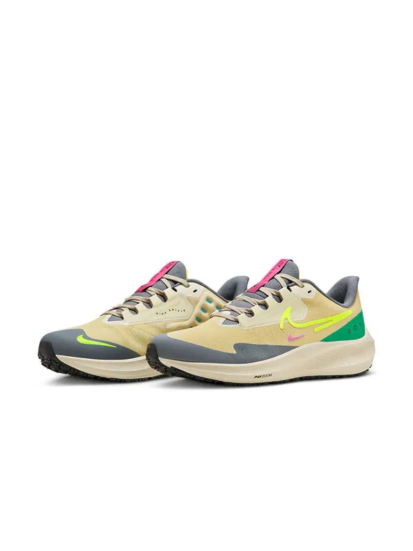 Кроссовки air zoom pegasus 39 shield 'team gold volt' Nike — изображение 3 из 4, золотистый
