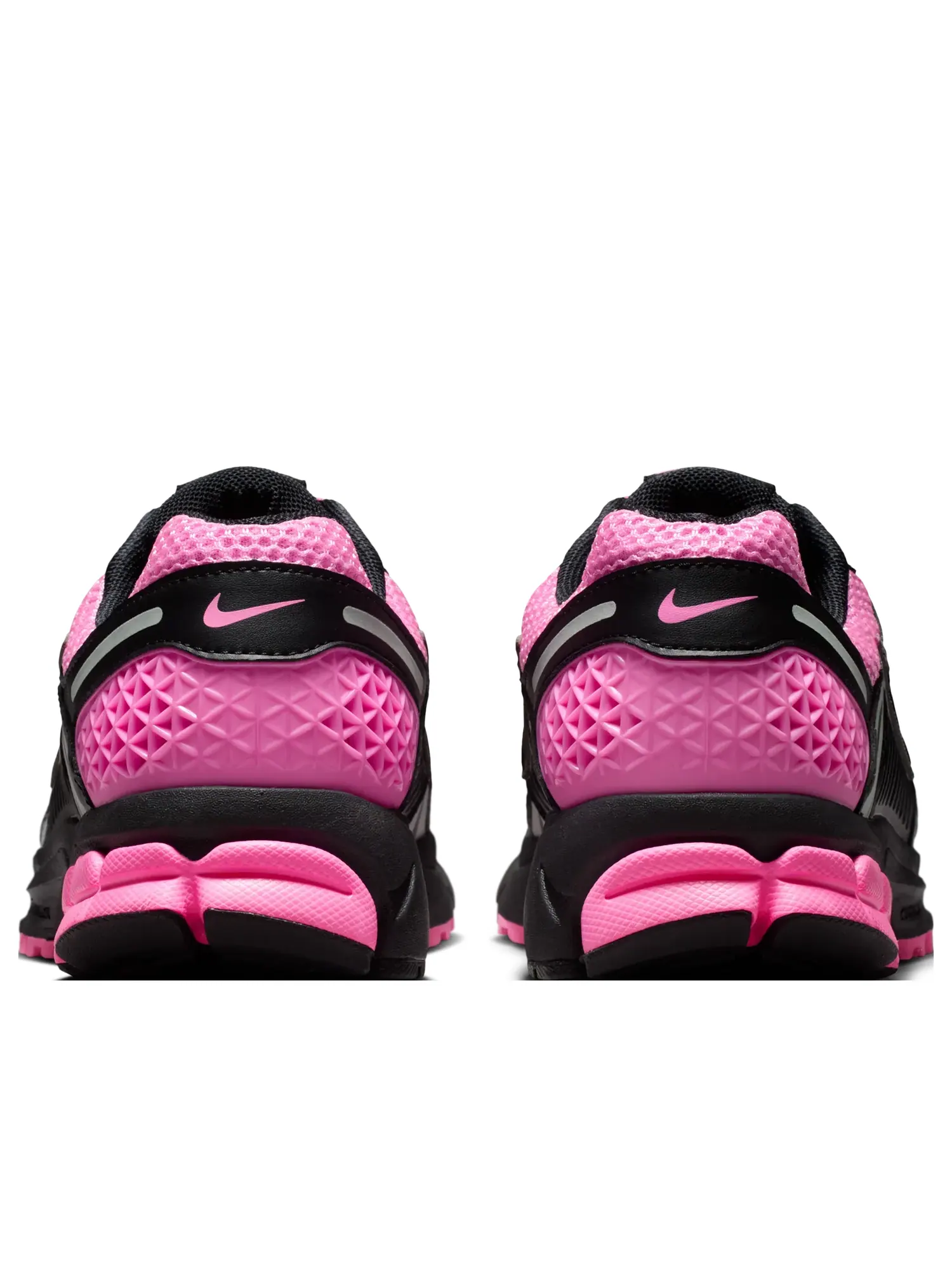 Кроссовки (WMNS) Nike Air Zoom Vomero 5 'Pink Spell Black' — изображение 3 из 7, розовый