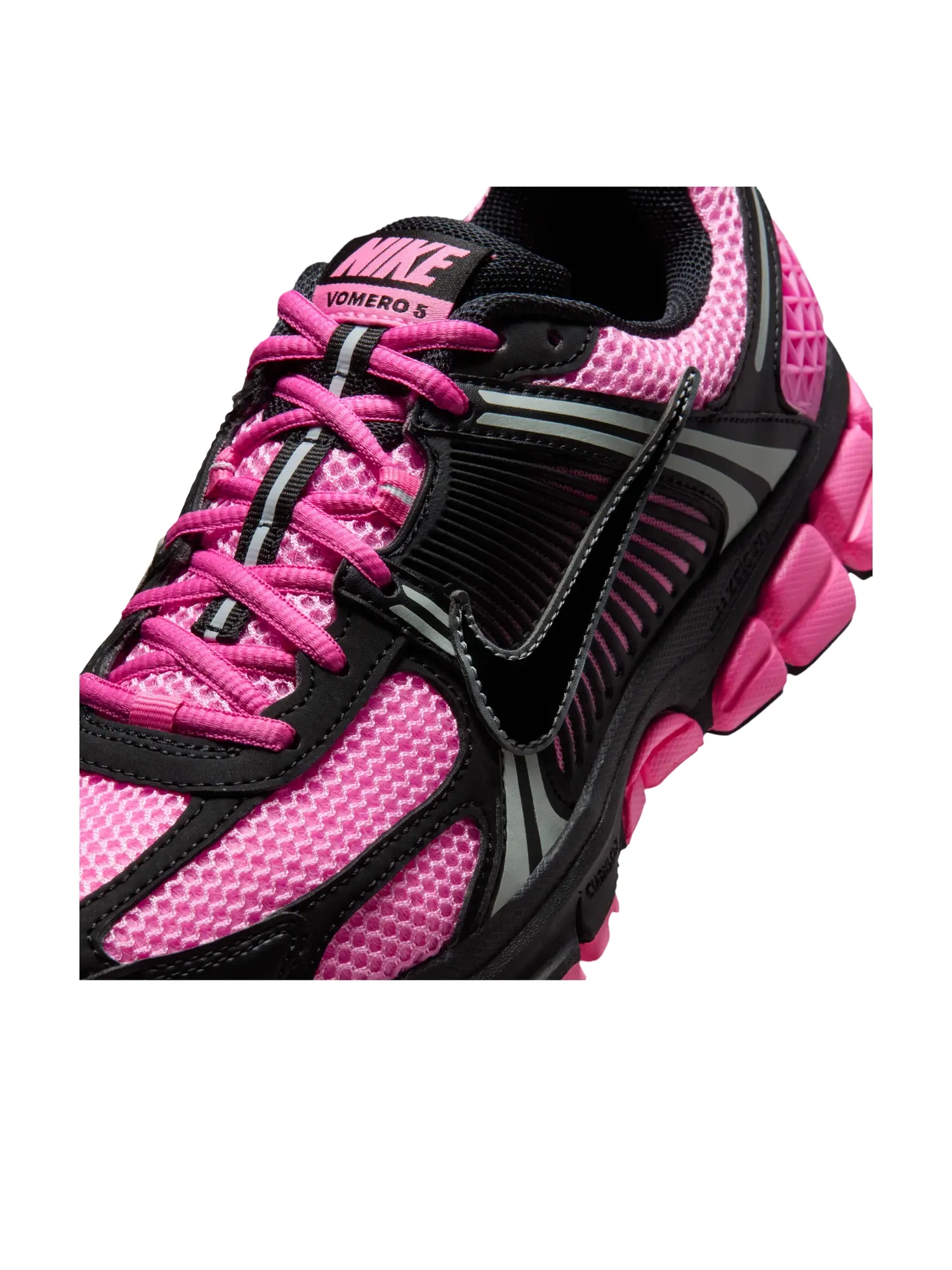 Кроссовки (WMNS) Nike Air Zoom Vomero 5 'Pink Spell Black' — изображение 5 из 7, розовый